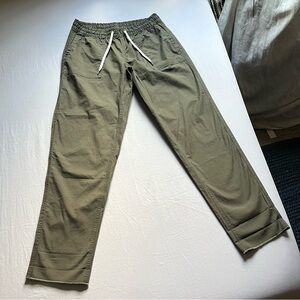 VUORI olive army green raw fray hem slim leg cropped pants